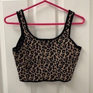 Leopard Printed Cropped Tank